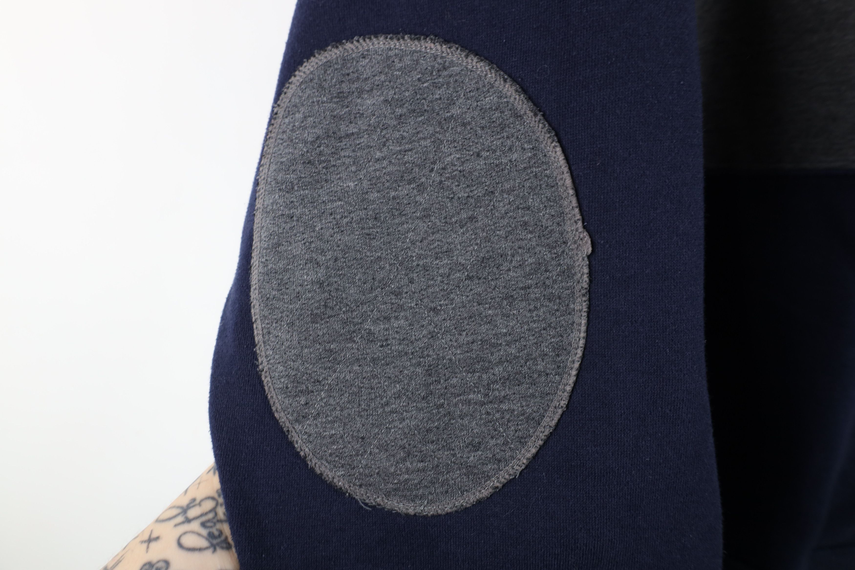 Vintage Vintage 90s Streetwear Block Elbow Patch Cut Off Sweatshirt Size US M / EU 48-50 / 2 - 4 Thumbnail