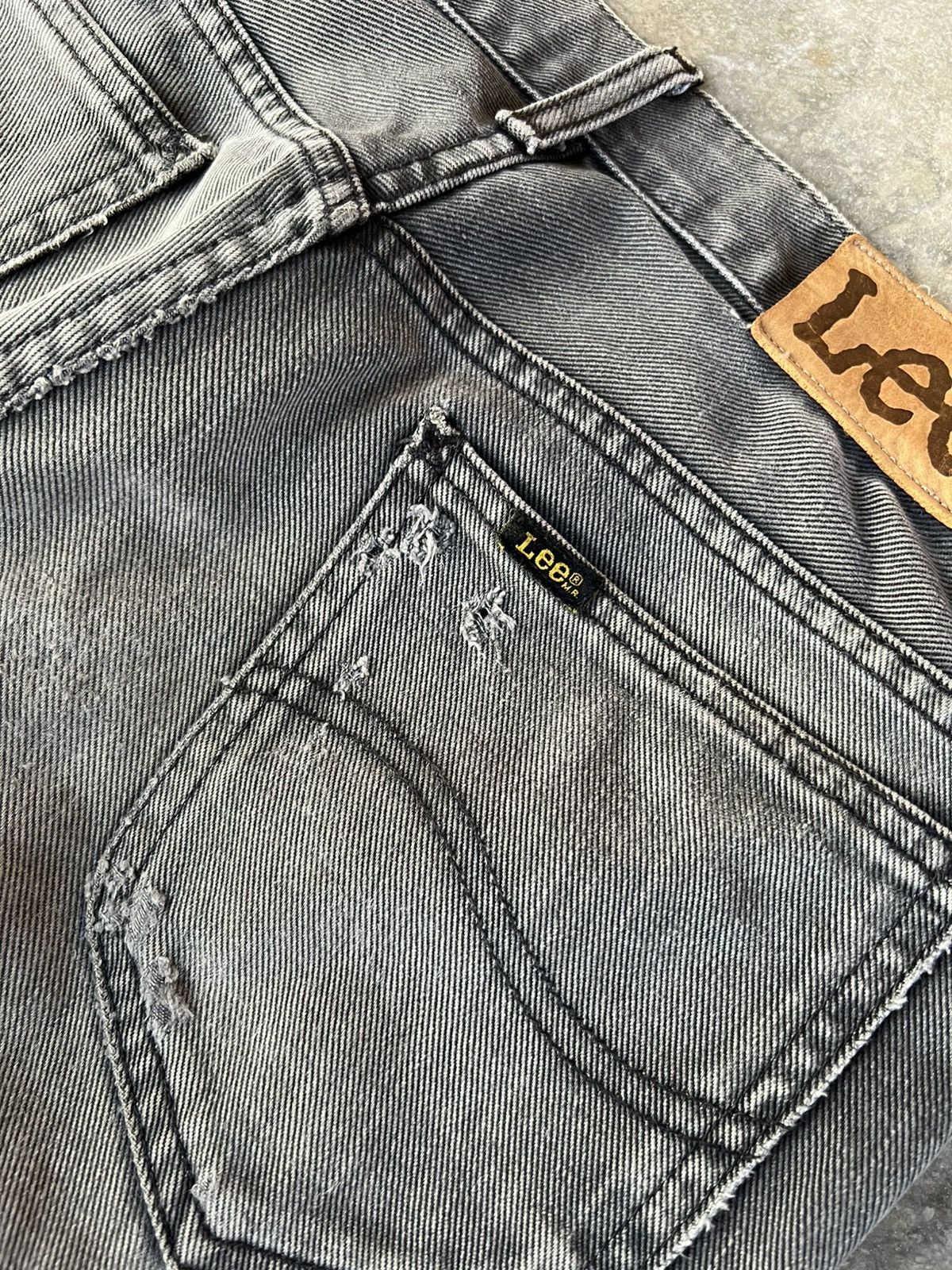If Six Was Nine × Japanese Brand × Lee 💥Flare💥Vintage Lee Western Sanforized Faded Distress Jean Size US 28 / EU 44 - 20 Thumbnail