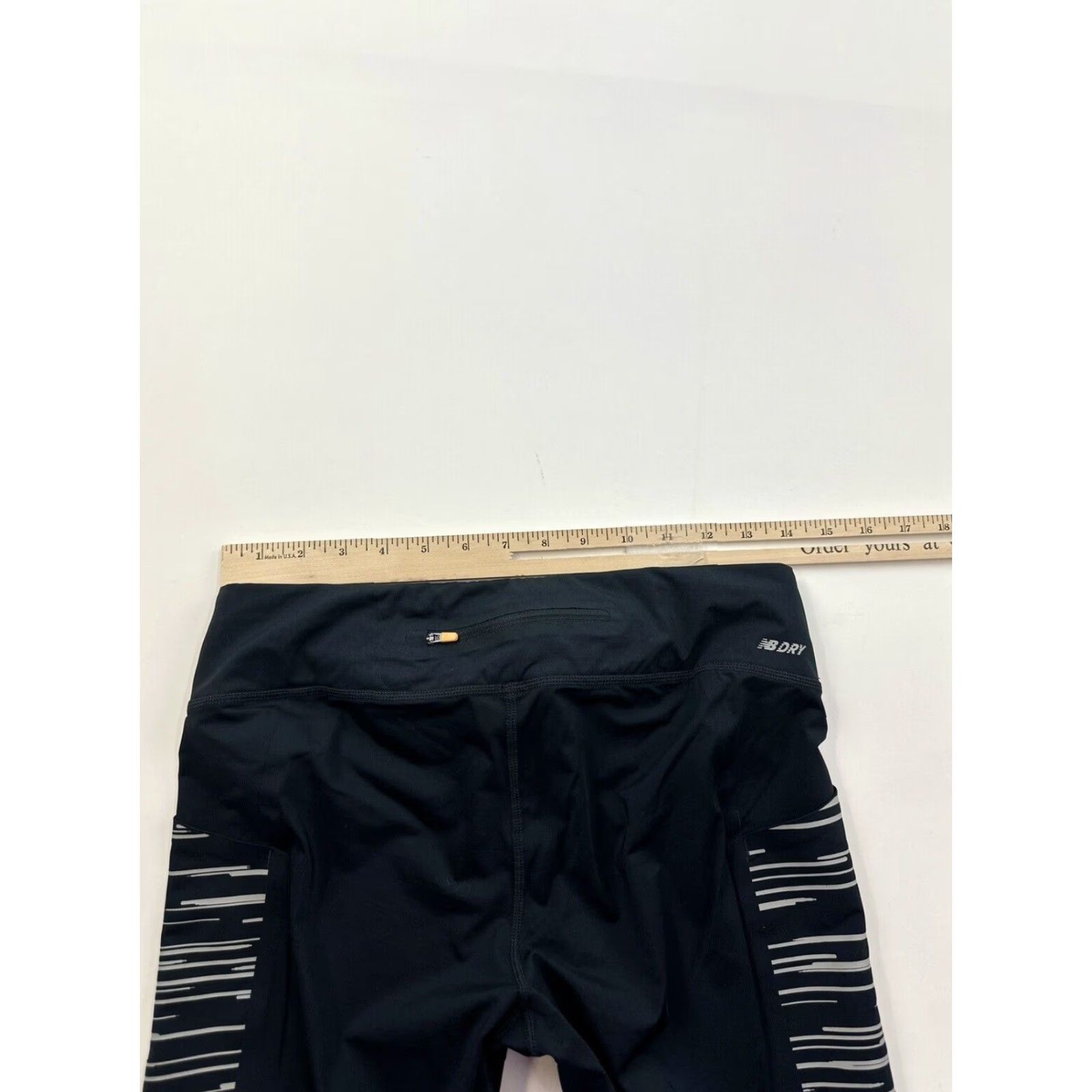 New Balance New Balance Leggings Women’s M Black Compression Leg Activewear Cross Training Running Yoga Pattern Striped Blue Size 32" / US 10 / IT 46 - 8 Thumbnail