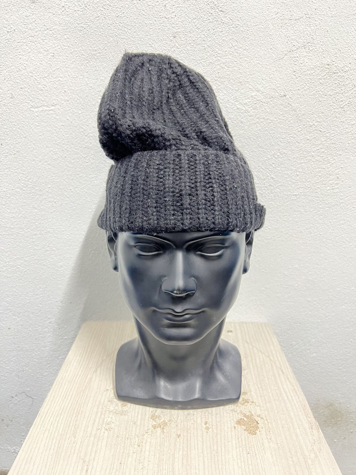 Japanese Brand Japanese Brand Uniqlo Knit Beanie Hat Size ONE SIZE - 2 Thumbnail
