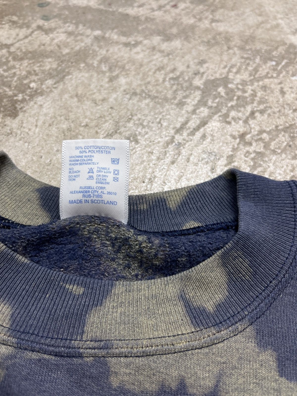Native × Vintage CUTE DOGS EMBROIDERED CUSTOM BLEACHED SWEATSHIRT - № 1293 Size US L / EU 52-54 / 3 - 7 Thumbnail