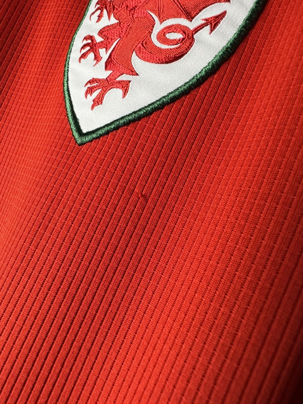 Adidas Wales 2020 2021 Home Football Shirt Soccer Jersey Adidas Size US XS / EU 42 / 0 - 10 Thumbnail
