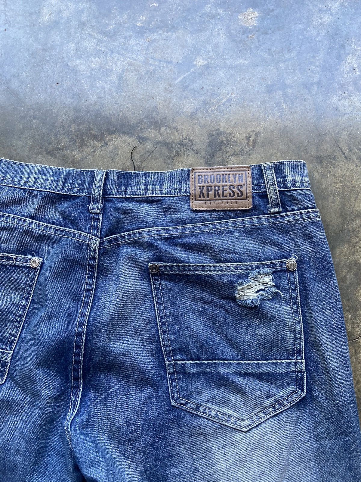 Brooklyn Xpress Crazy Vintage Baggy Y2K Affliction Distressed Blue Jeans USA Size US 40 / EU 56 - 5 Thumbnail