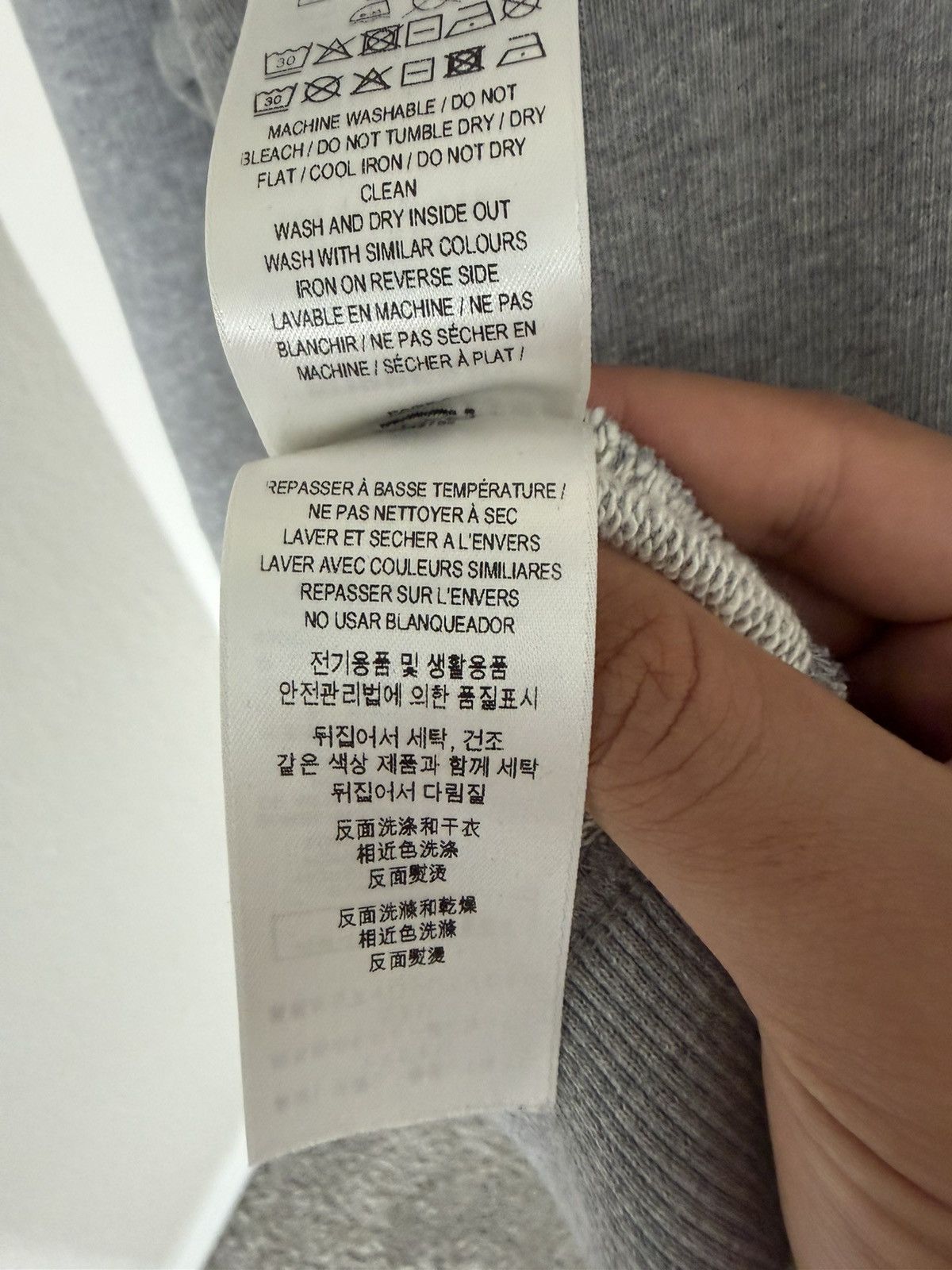 Burberry LIMITED BURBERRY LONGSLEEVE Size US S / EU 44-46 / 1 - 7 Thumbnail