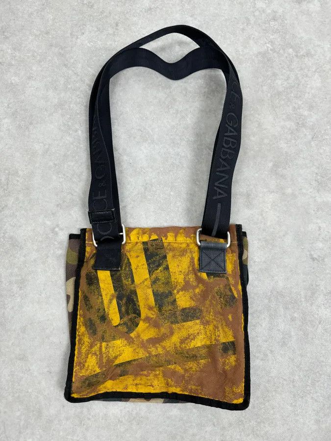 Dolce & Gabbana 2000s Dolce & Gabbana Military Camo Aged Yellow Shoulder Bag Size ONE SIZE - 2 Thumbnail