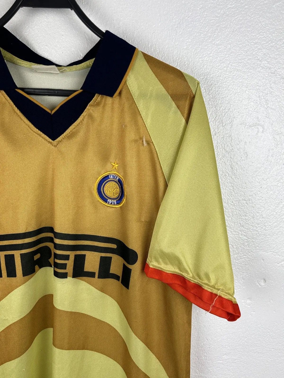 Vintage 00s Vintage Inter Milan Licensed Replica Jersey In Yellow Size US L / EU 52-54 / 3 - 2 Thumbnail