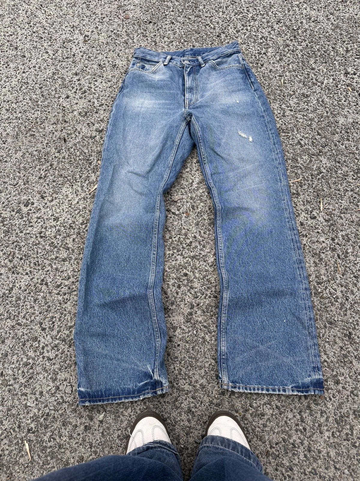 Acne Studios Acne Studios Flared Baggy Distressed Jeans Size 28" / US 6 / IT 42 - 1 Thumbnail
