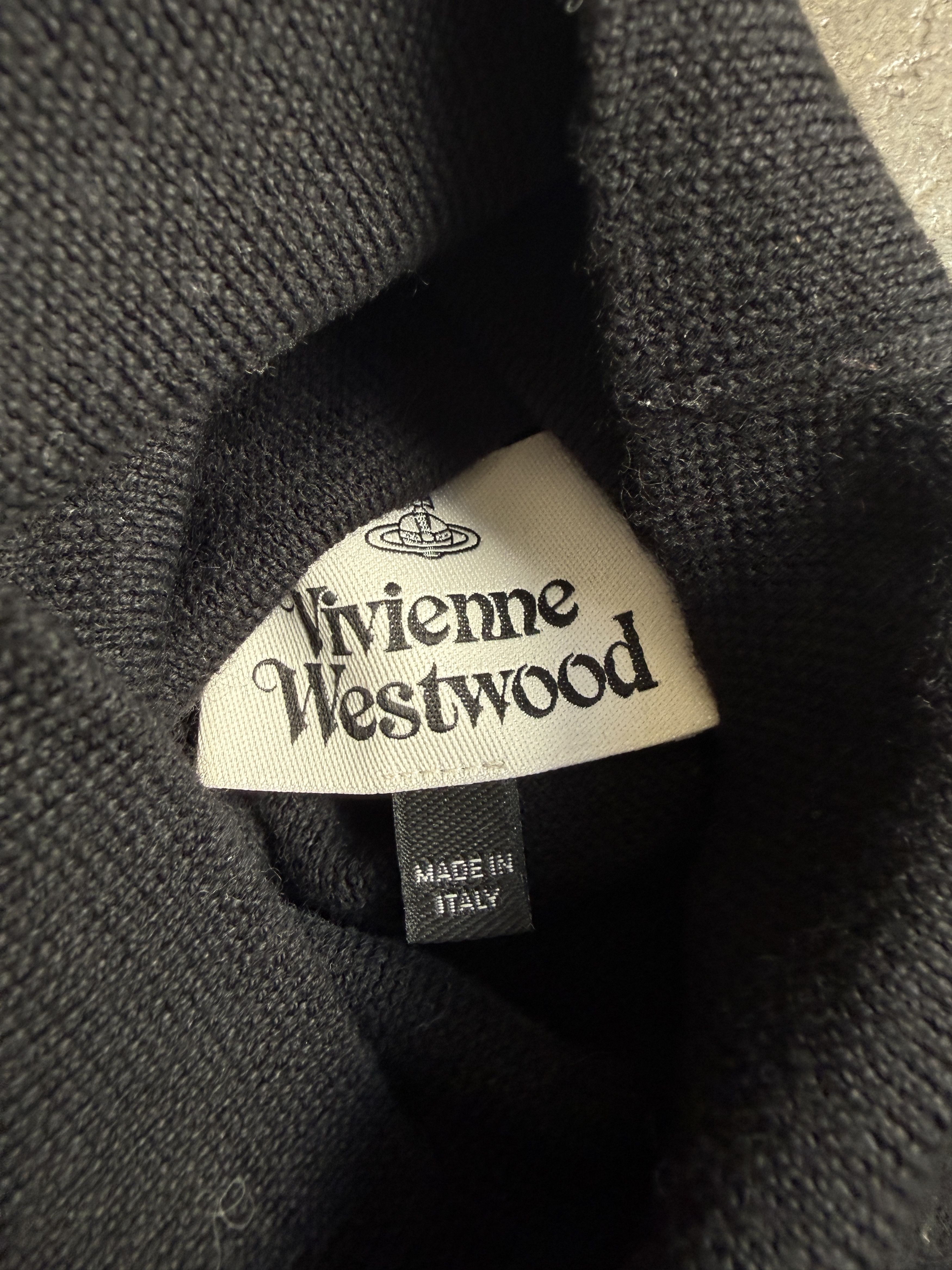 Vivienne Westwood 2018 Vivienne Westwood Black Turtleneck w/ Embroidered Orb Size M / US 6-8 / IT 42-44 - 4 Thumbnail