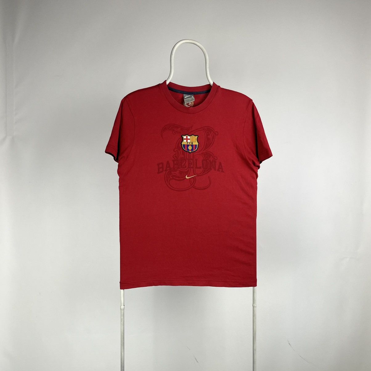 Nike Vintage Nike FC Barcelona Tshirt center logo size Small Size US S / EU 44-46 / 1 - 1 Thumbnail