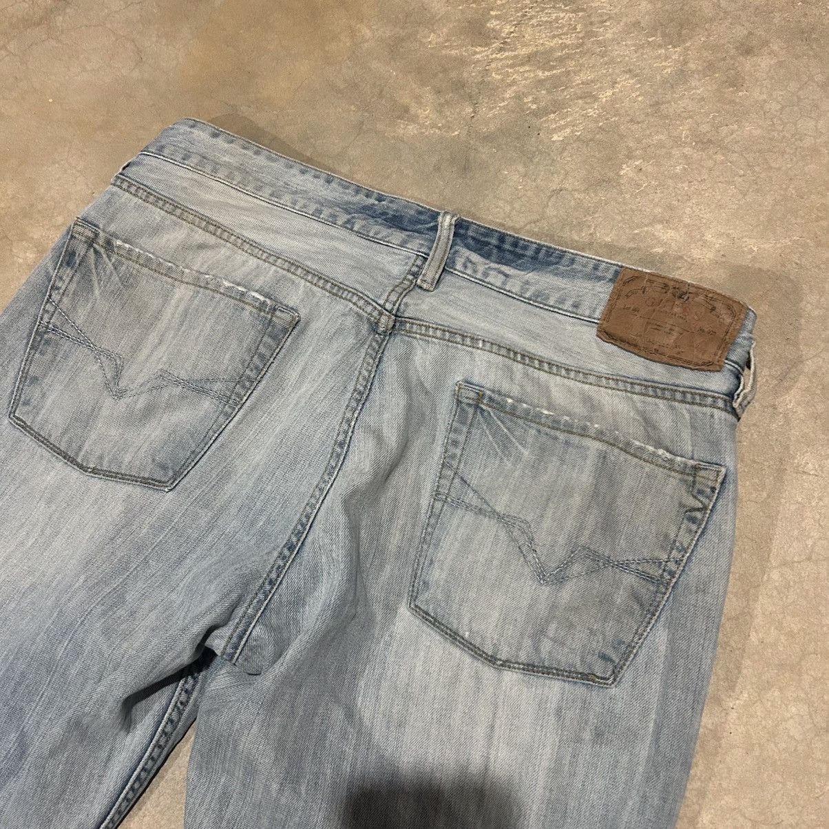 Guess × Vintage Crazy Vintage Y2K Guess Jeans Baggy Bootcut Distressed Denim Size US 36 / EU 52 - 13 Thumbnail