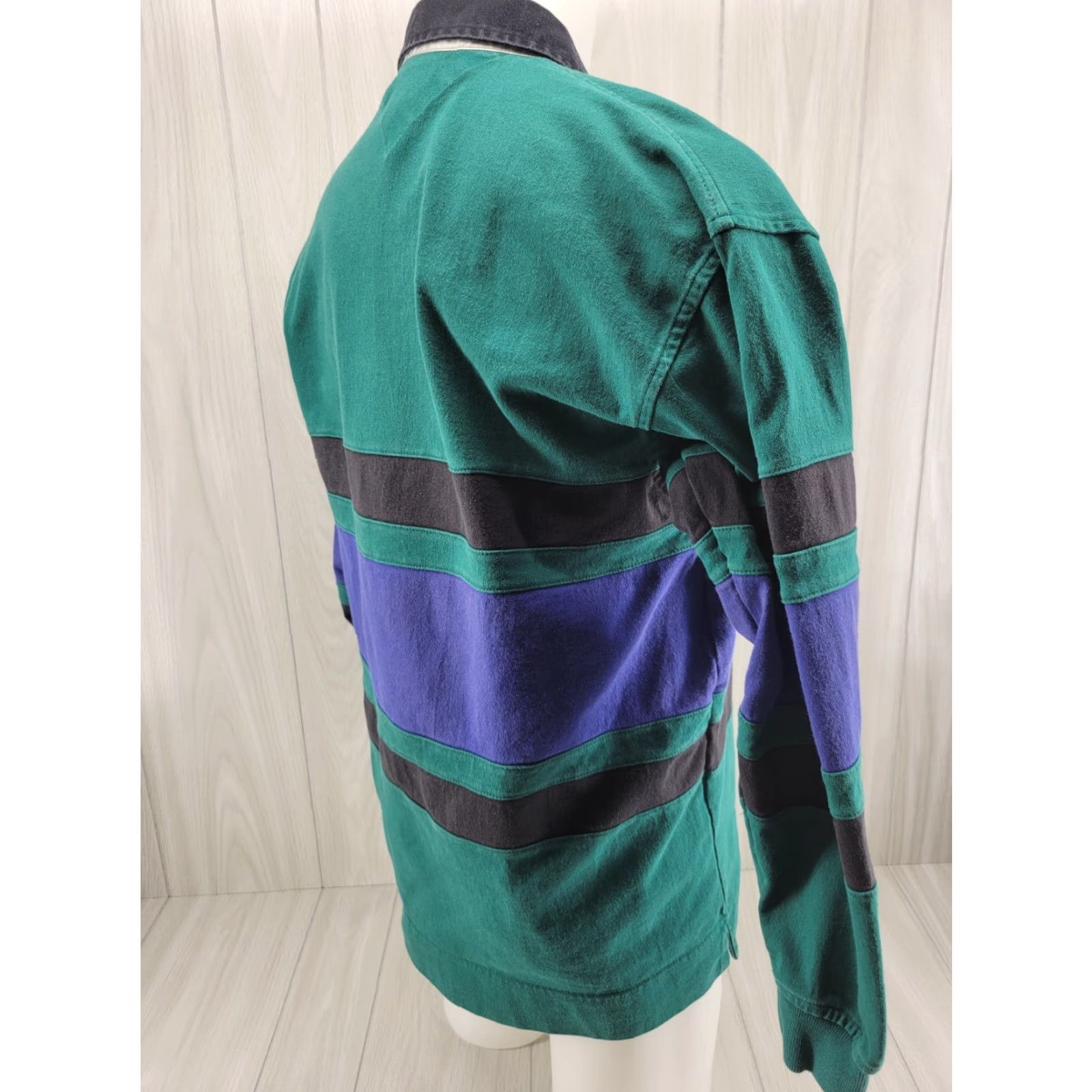 Tommy Hilfiger VTG Tommy Hilfiger Athletic Gear Polo Long Sleeve Color Block Size Med Shirt Mens Color Green 1990s Rugby Athletic Shirt Size US M / EU 48-50 / 2 - 5 Thumbnail