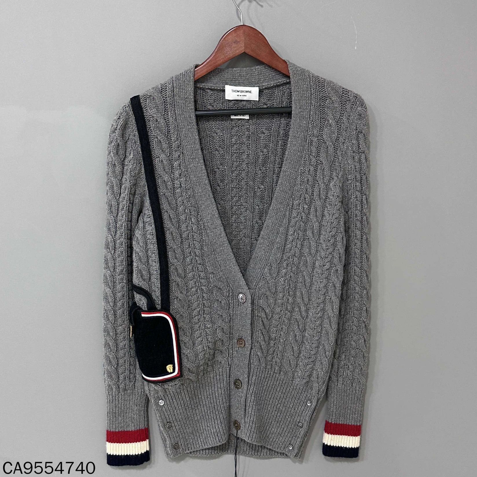 Thom Browne Thom Browne Gray Woven Cardigan Handbag Detail 40 Size M / US 6-8 / IT 42-44 - 1 Thumbnail