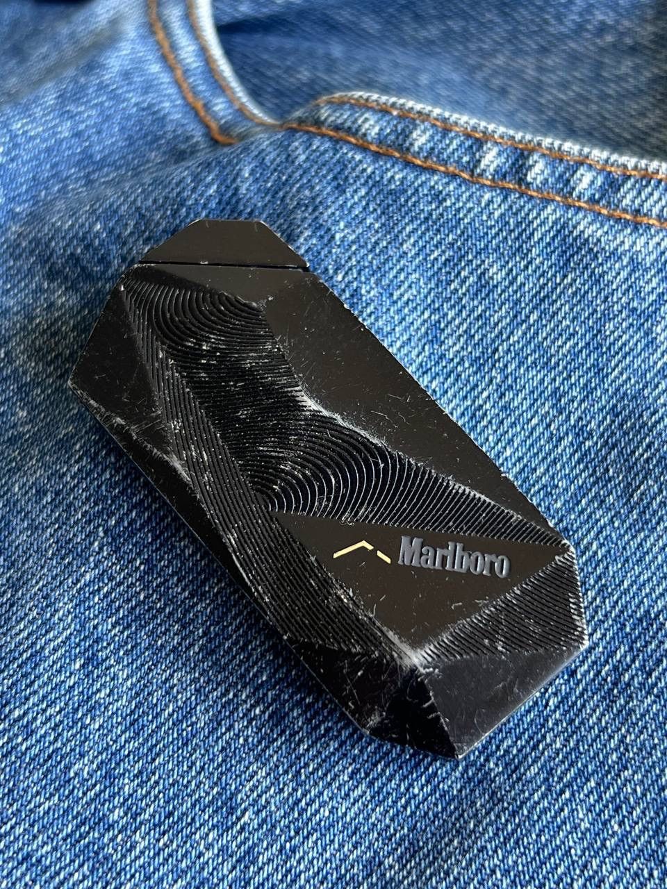 Marlboro ELEGANCE MARLBORO BLACK GEOMETRIC METAL PUNK ROCK LIGHTER Size ONE SIZE - 1 Thumbnail