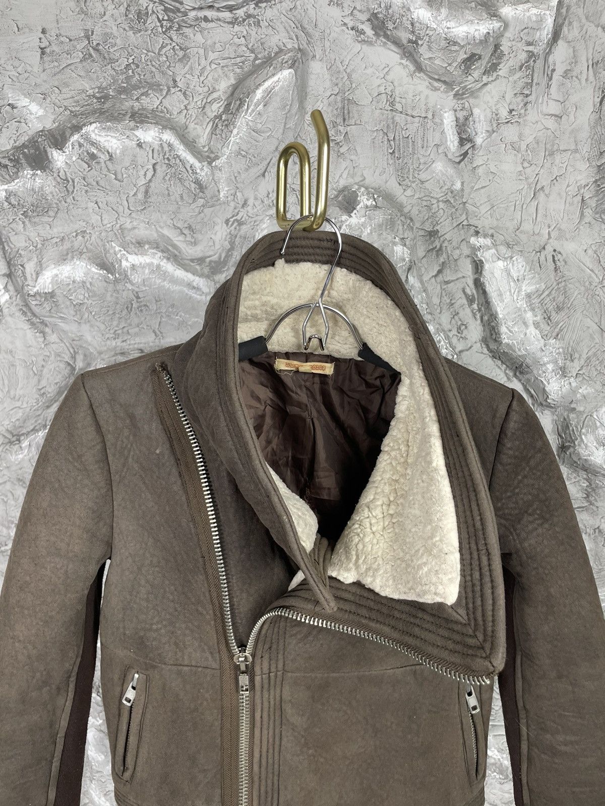 Japanese Brand Vintage Asymmetrical Zip Shearling Jacket Rick Owens Style Size US S / EU 44-46 / 1 - 5 Thumbnail