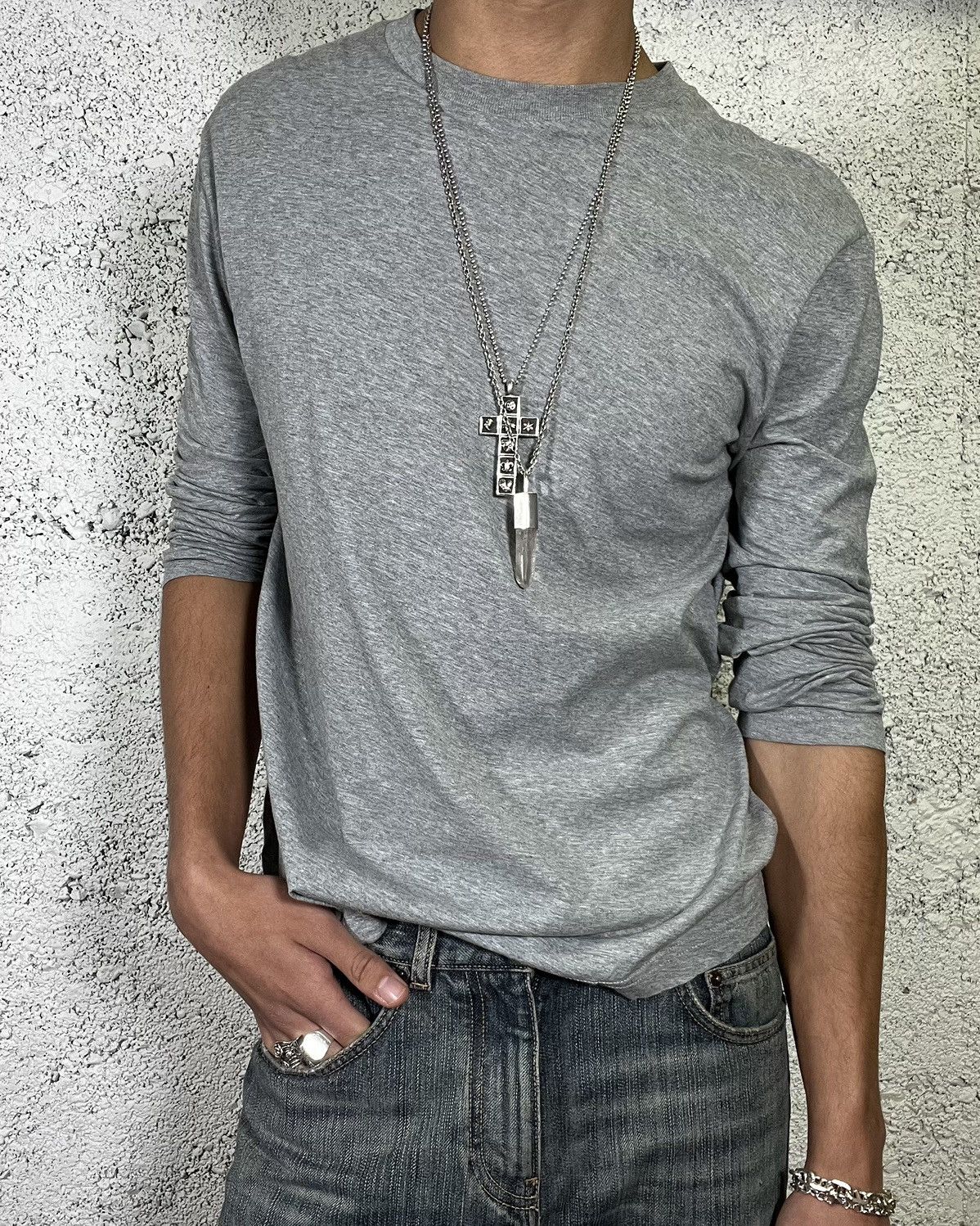 Prada Prada Long Sleeve T-Shirt Size US L / EU 52-54 / 3 - 7 Thumbnail