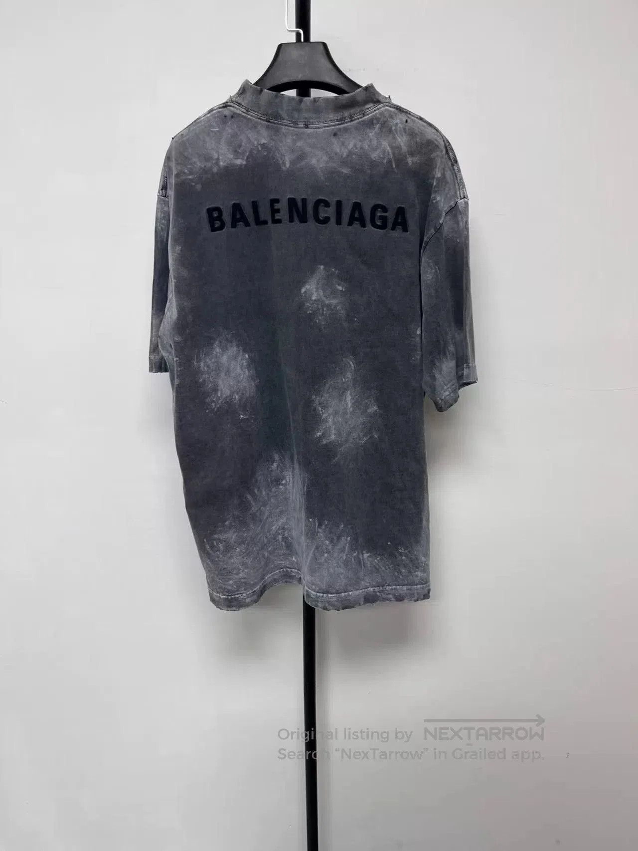 Balenciaga Balenciaga Logo Embroidered Crewneck T-Shirt Men's. Size US S / EU 44-46 / 1 - 2 Thumbnail