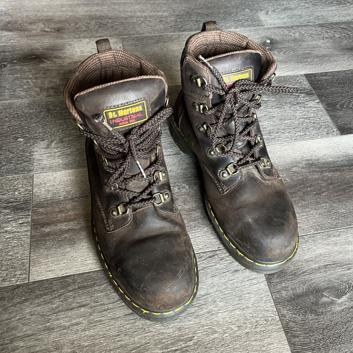 Dr. Martens Size 10 Brown Leather Men\'s Boots Vintage 90s Dr Martens Vintage 90s Made in England Rub Off Cherry  main image 3