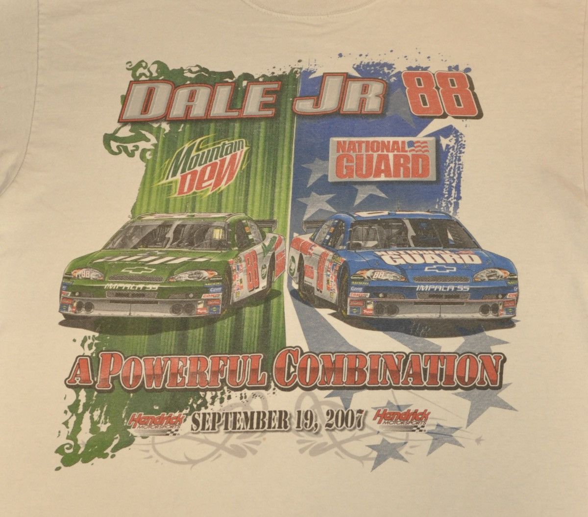 NASCAR × Vintage 2007 Dale Jr 88 Large White Tee Size US L / EU 52-54 / 3 - 2 Thumbnail