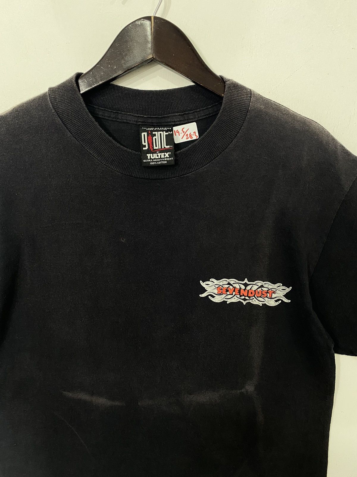 Band Tees 💥VINTAGE SEVENDUST nu metal rock band home tour 1999 shirt Size US M / EU 48-50 / 2 - 8 Thumbnail