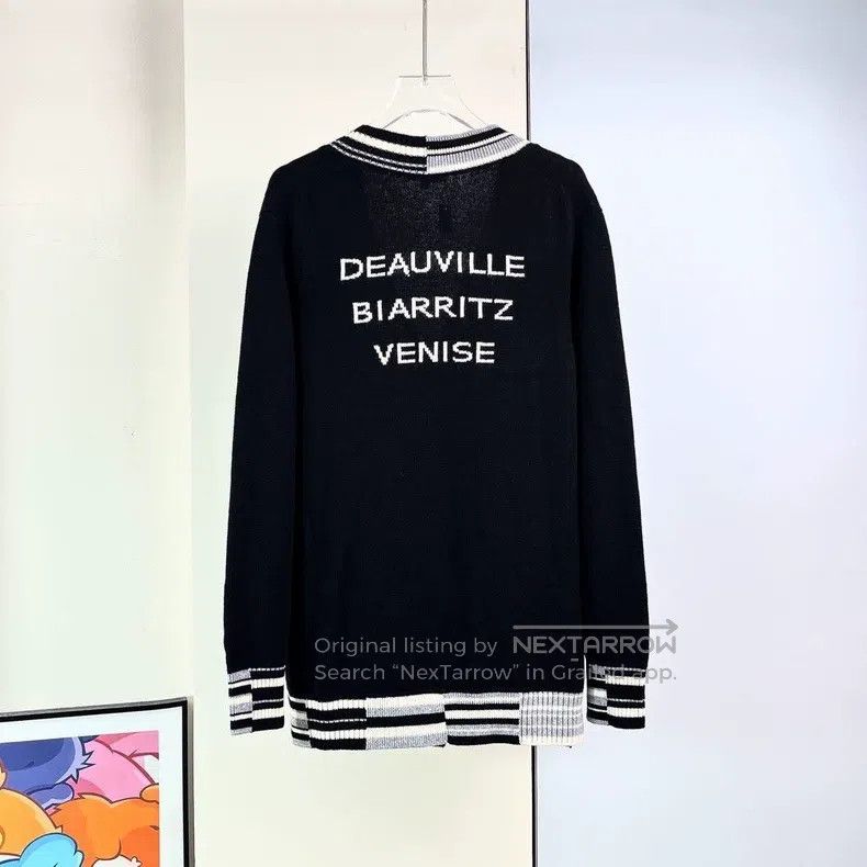 Chanel Chanel 19P black and white letter cashmere knitted cardiga Size S / US 4 / IT 40 - 2 Thumbnail