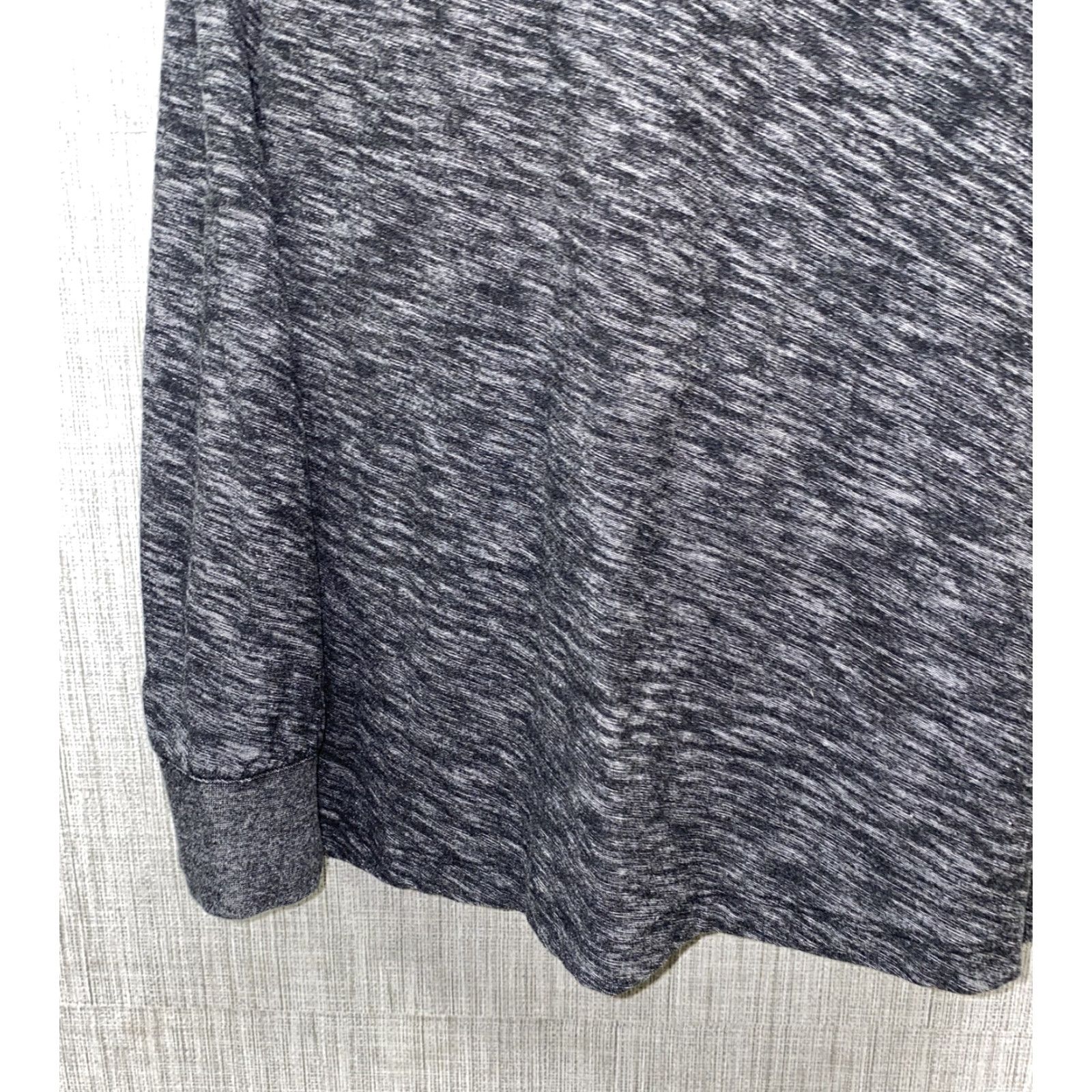 UNTUCKit UNTUCKit Mens Gray Long Sleeve Henley Style T-Shirt XL Cotton Shirt Mens Size US XL / EU 56 / 4 - 3 Thumbnail