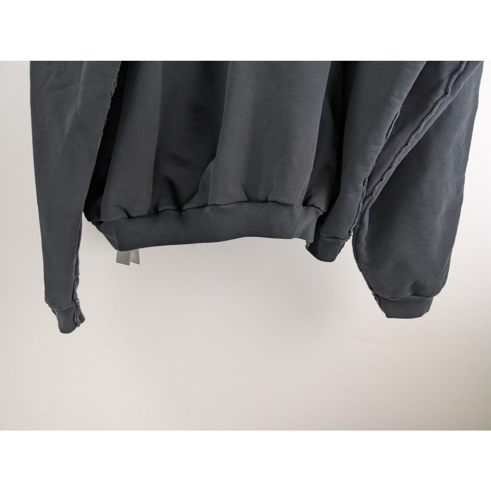 Balenciaga o1rshd1 Double Front Oversize Crewneck Sweatshirt Size US XL / EU 56 / 4 - 12 Thumbnail
