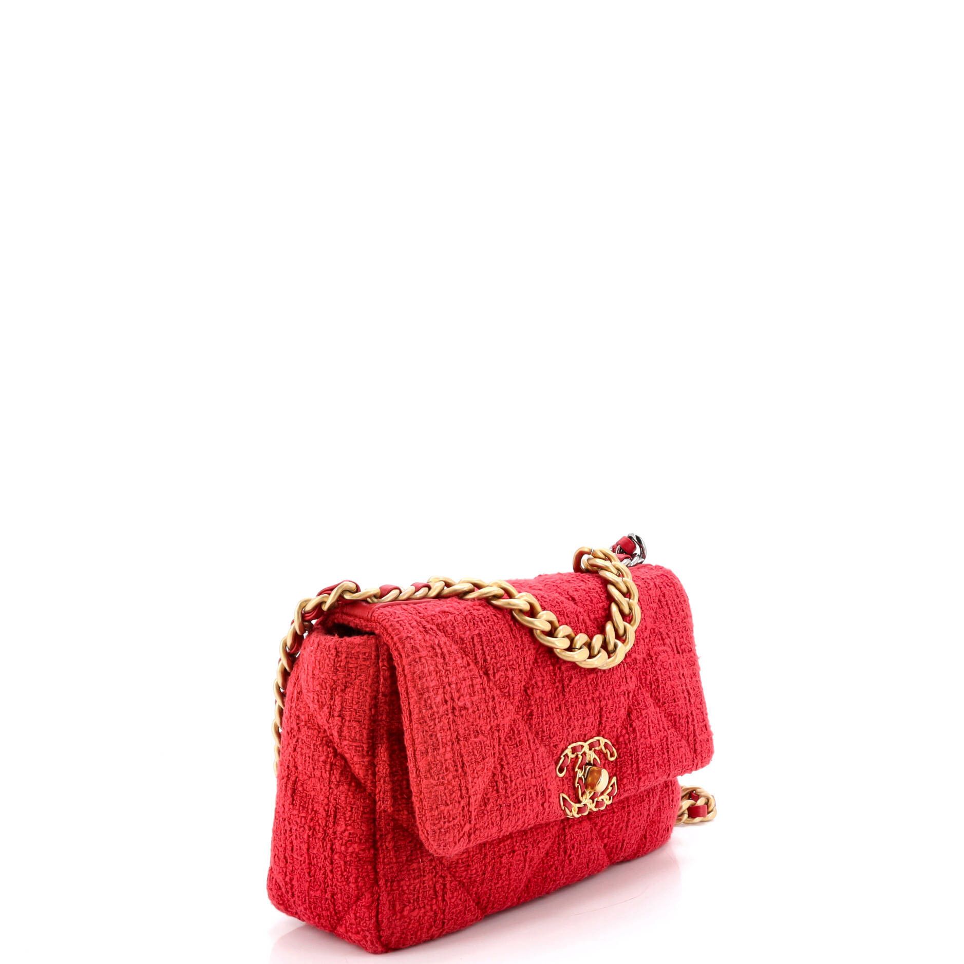 Chanel 19 Flap Bag Quilted Tweed Medium Size ONE SIZE - 1 Thumbnail