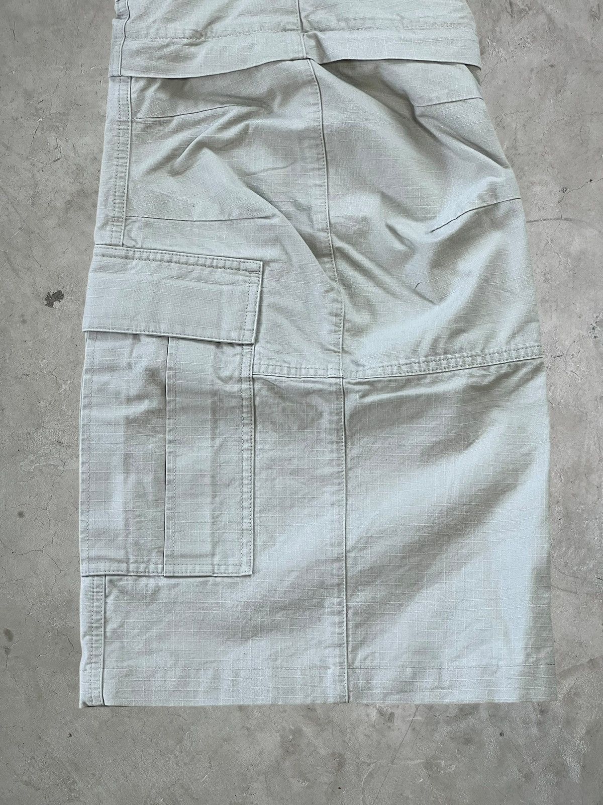 Balenciaga Balenciaga Flared Cargo Pants Size US 31 - 5 Thumbnail