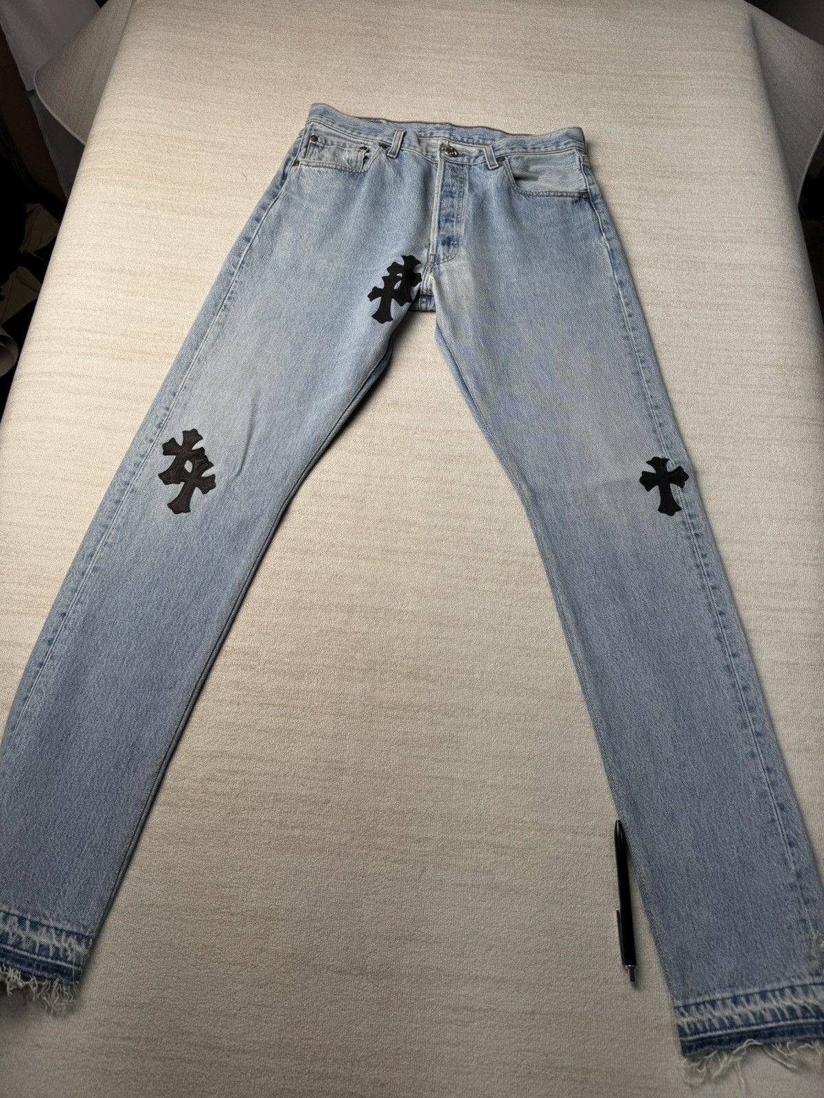 Chrome Hearts × Gallery Dept. OG chrome hearts 5001 jean 31 Size US 31 - 1 Thumbnail