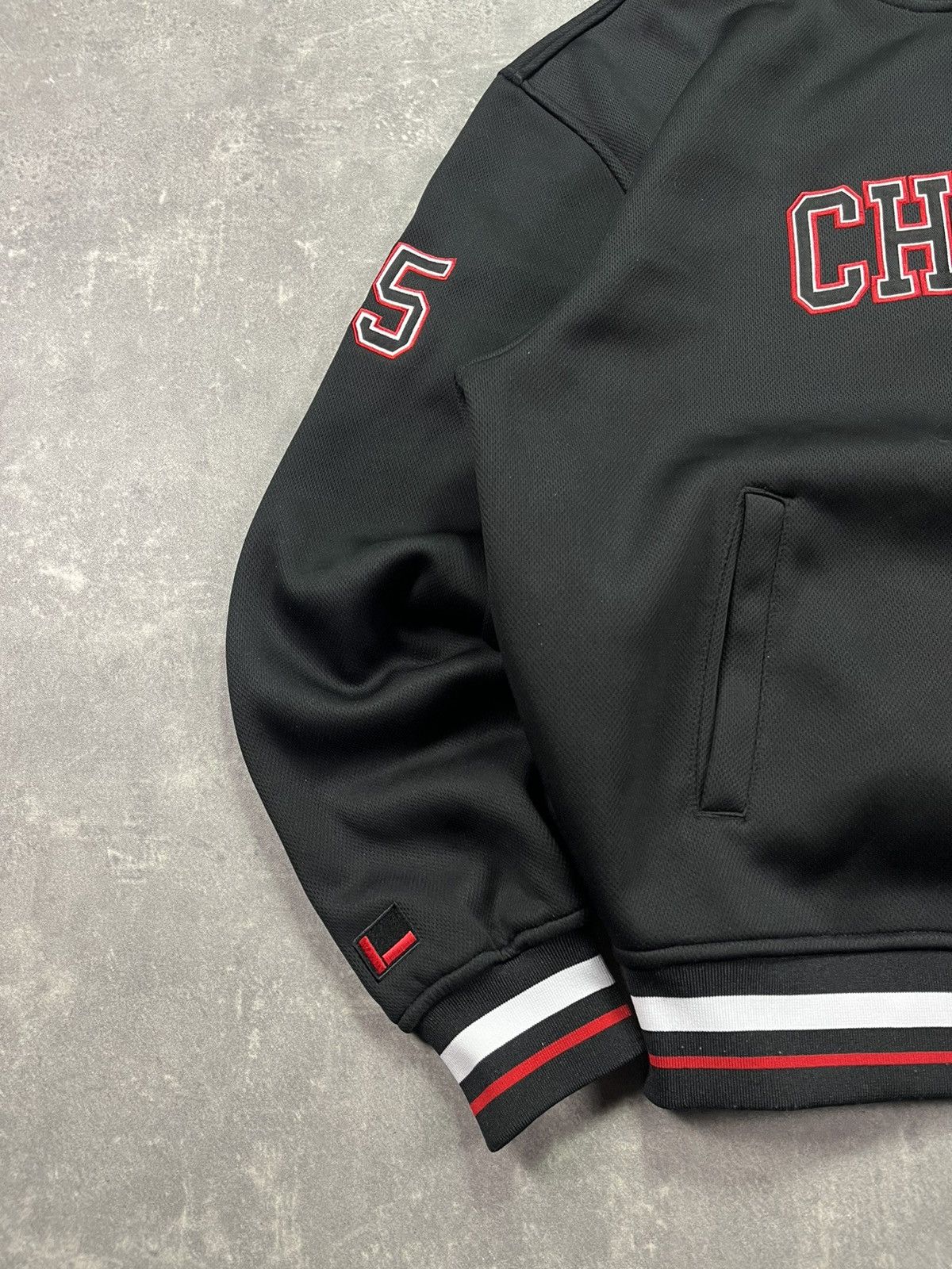 Fubu 00s Fubu Chicago Big Logo Boxy Baggy Hoodie M L Rare Size US L / EU 52-54 / 3 - 4 Thumbnail