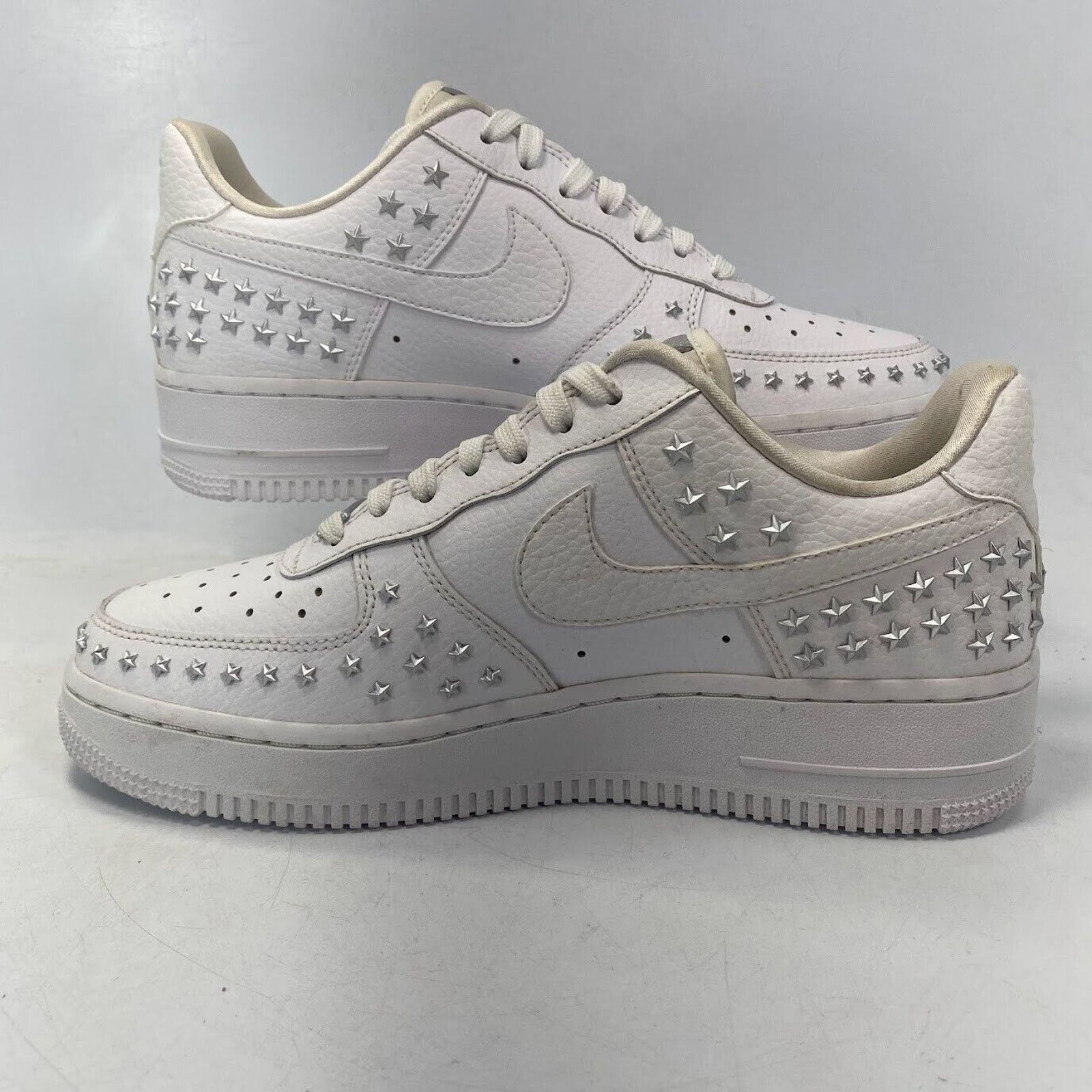 Nike NEW Nike Air Force 1 '07 XX White Studded AR0639-100 Size US 7.5 / EU 40-41 - 2 Thumbnail