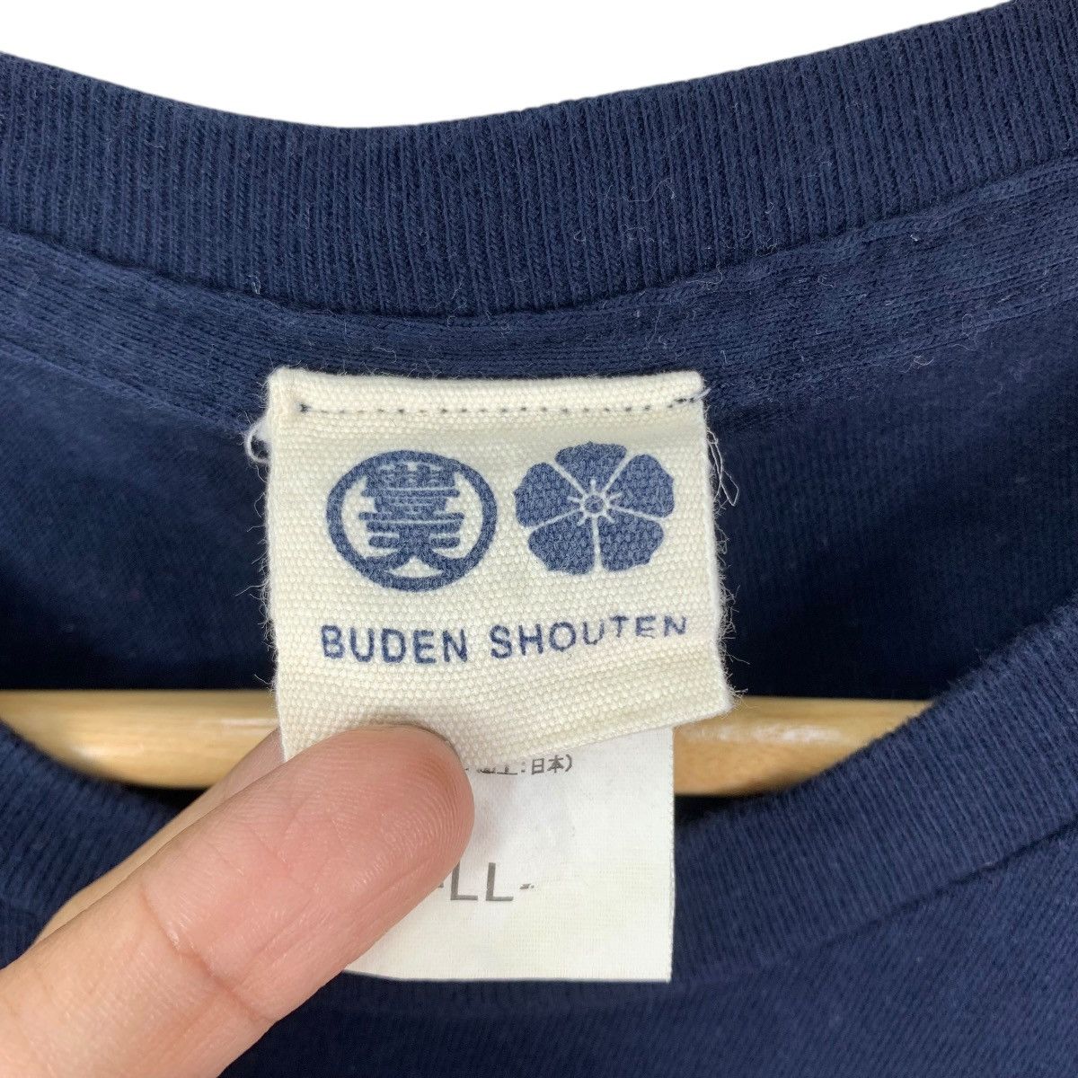 Japanese Brand BUDEN SHOUTEN KUSATSU Japan Souvenir Short Sleeve Tshirt Size US L / EU 52-54 / 3 - 7 Thumbnail
