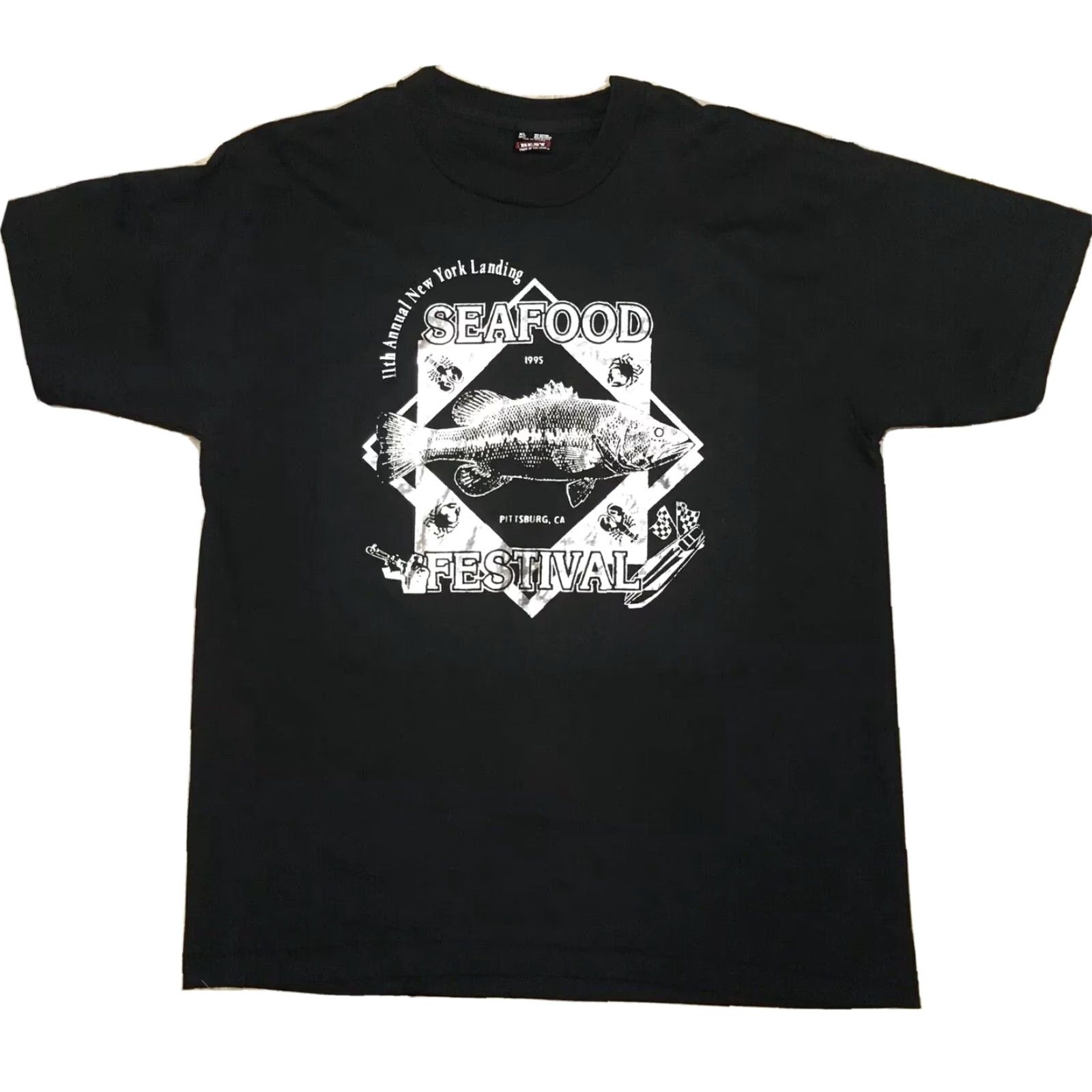 Fruit Of The Loom Vintage 1995 Seafood Festival Pittsburg CA T-Shirt 90s XL Silver Graphics Unisex Size US XL / EU 56 / 4 - 2 Thumbnail