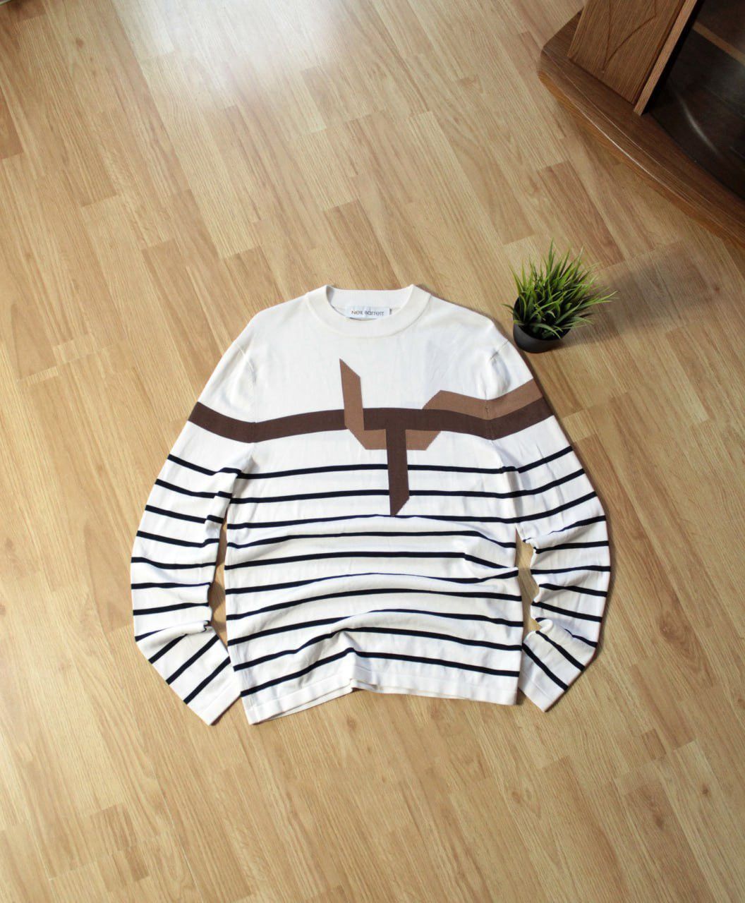 Neil Barrett 🔥 Neil Barrett Striped Knit Crew Neck Slim Fit Pullover Size US M / EU 48-50 / 2 - 1 Thumbnail