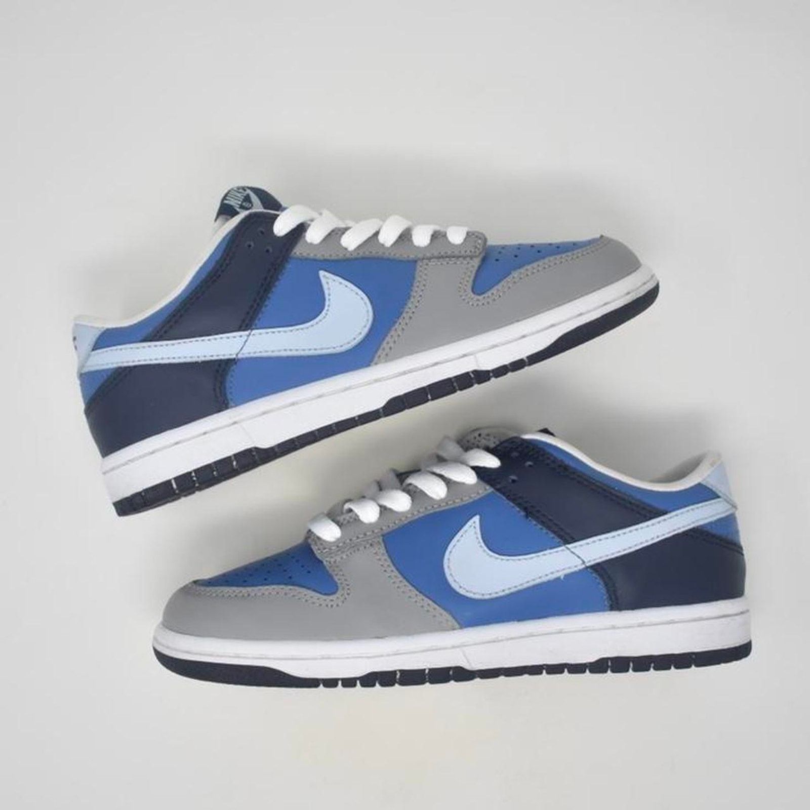 Nike 2004 Nike Dunk Low “Baby Blue” Size US 5.5 / IT 35.5 - 3 Thumbnail