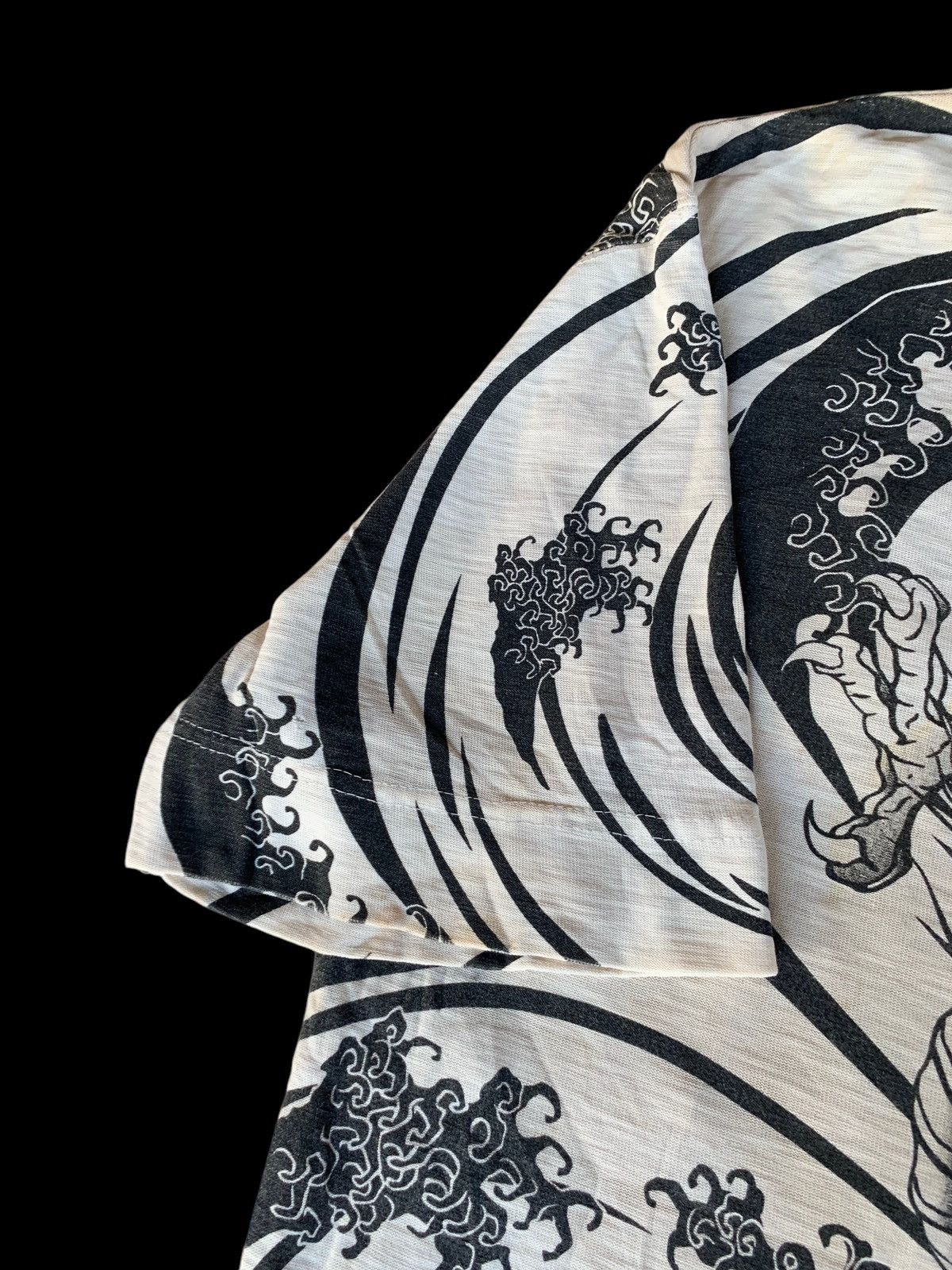 Karakuri Tamashii SUNFADED KARAKURI KAMASHI DRAGON STAIN DISTRESSED SHIRT Size US XXL / EU 58 / 5 - 10 Thumbnail