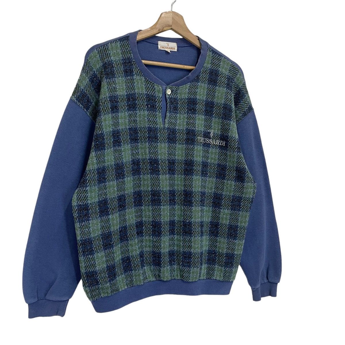 Japanese Brand Vintage 90s Trussardi Small Logo Crewneck Sweatshirt Size M Size US M / EU 48-50 / 2 - 2 Thumbnail