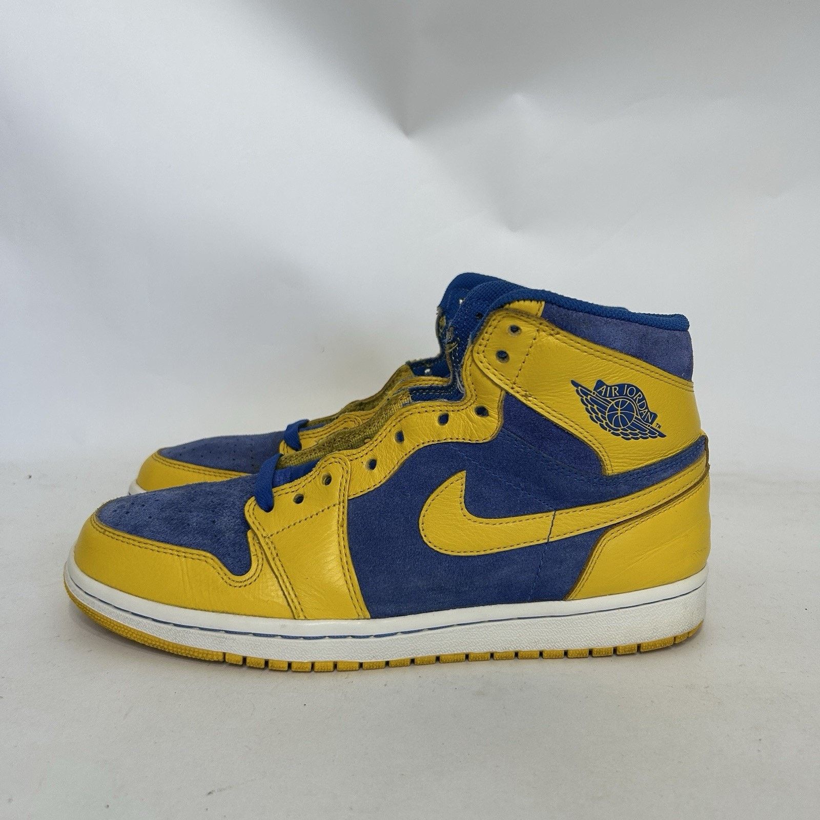 Nike Nike Air Jordan 1 Retro OG High “Laney” 555088-707 Size US 8.5 / EU 41-42 - 6 Thumbnail