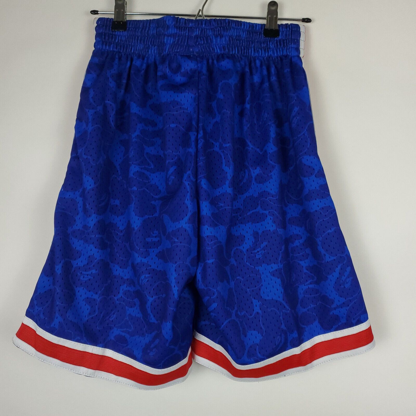 Bape × Mitchell & Ness Bape x Mitchell & Ness New Jersey Nets Shorts Size US 30 / EU 46 - 3 Thumbnail