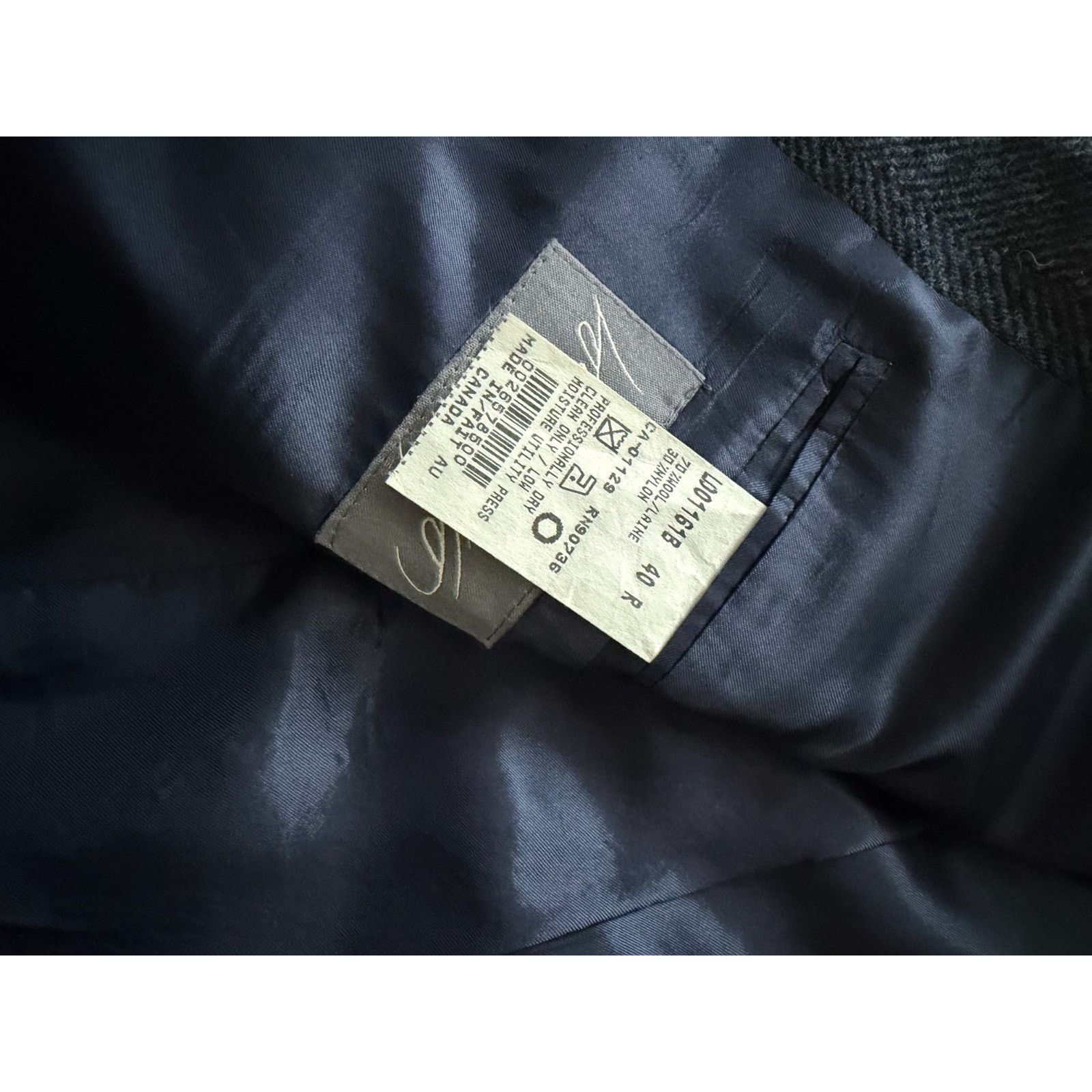 Chaps Ralph Lauren Ralph Lauren Mens 40R Tweed Blazer Navy Herringbone Canada Size 40R - 9 Thumbnail