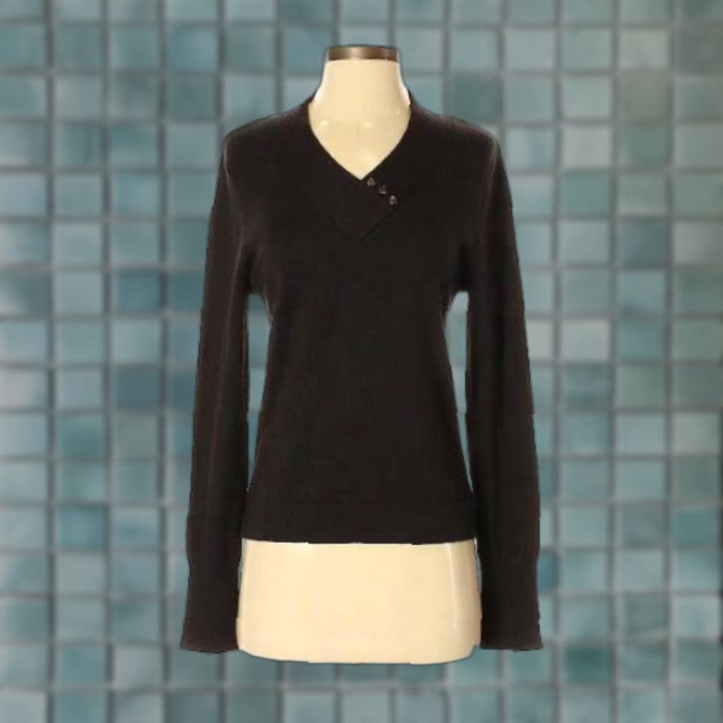 Vintage CATO WOMEN'S SWEATER TOP BLACK EMBELLISHED GOLD BUTTONS HOLIDAYS SZ S Size S / US 4 / IT 40 - 1 Thumbnail