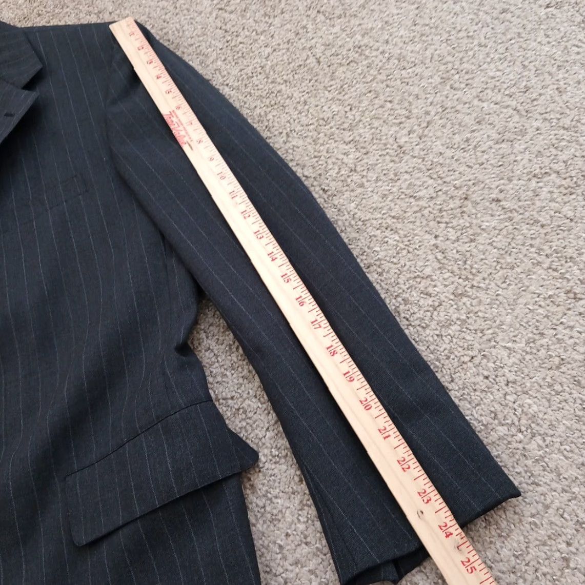 Brooks Brothers Brooks Brothers Blazer Mens 41 Wool Gray Striped Single-Breasted Two-Button Notch Lapel 2 Piece Regular Sold as is Size 42R - 3 Thumbnail