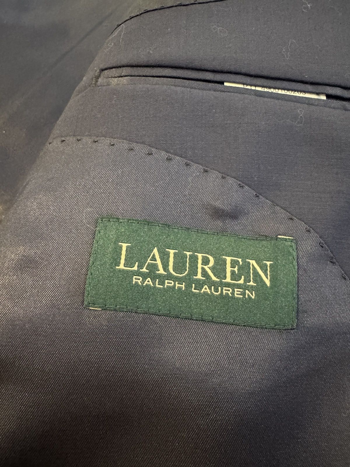 Ralph Lauren NEW Navy Suit Size 44L - 6 Thumbnail