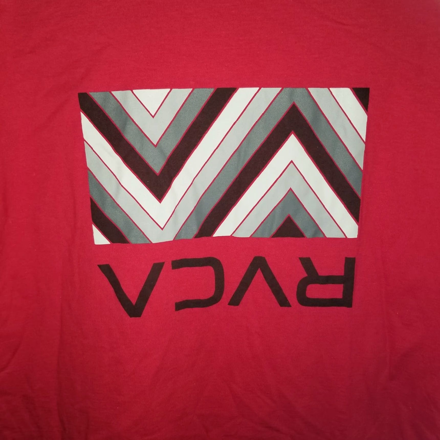 RVCA RVCA T-Shirt Red Short Sleeve Graphic Men XL Size US XL / EU 56 / 4 - 2 Thumbnail