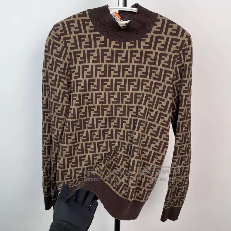 Fendi Fendi Monogrammed F Printed Knit Top, Brown Size XS / US 0-2 / IT 36-38 - 1 Thumbnail