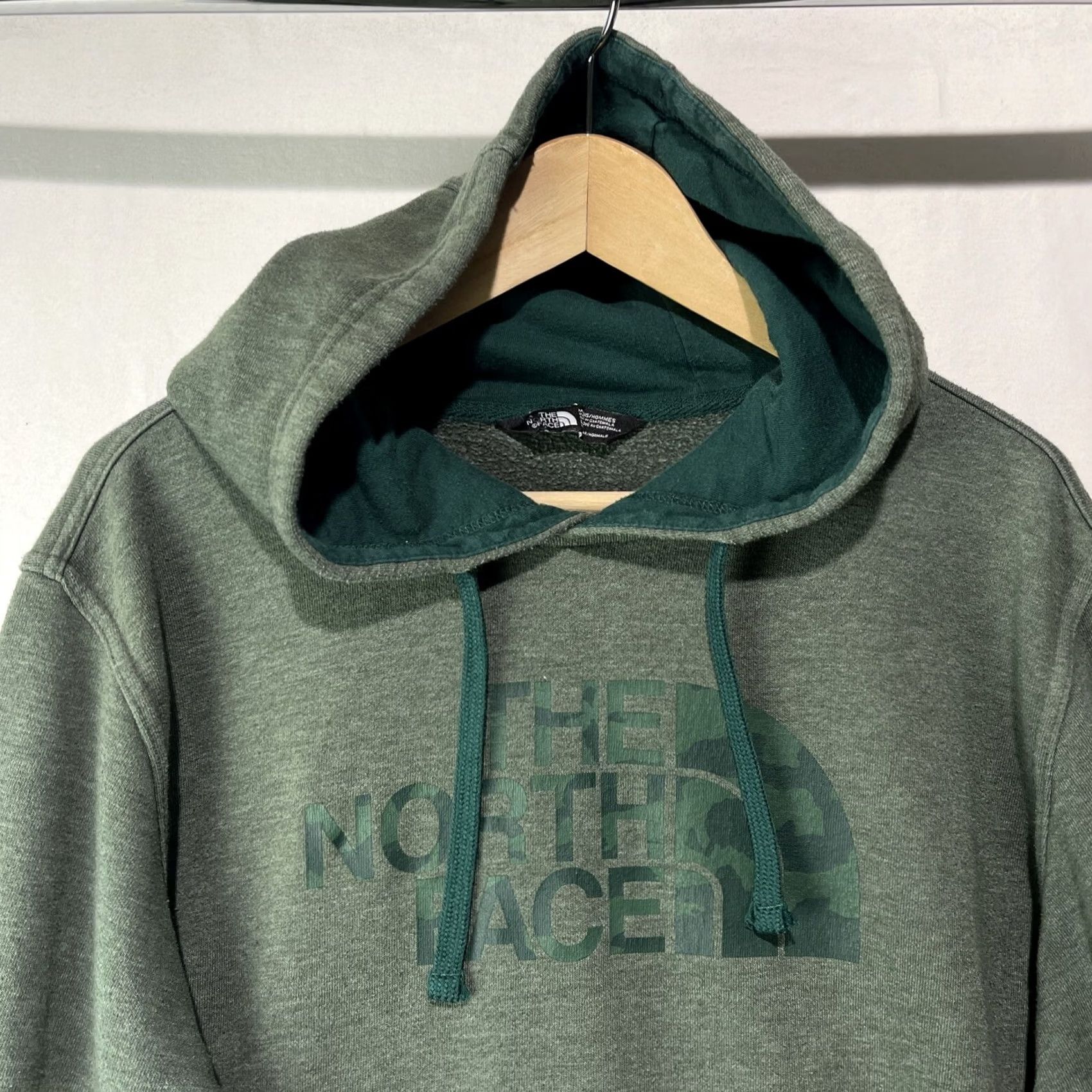 The North Face The North Face Hoodie Mens Large Green Half Dome Logo Fleece Graphic Print Pullover Classic Logo Size US L / EU 52-54 / 3 - 6 Thumbnail