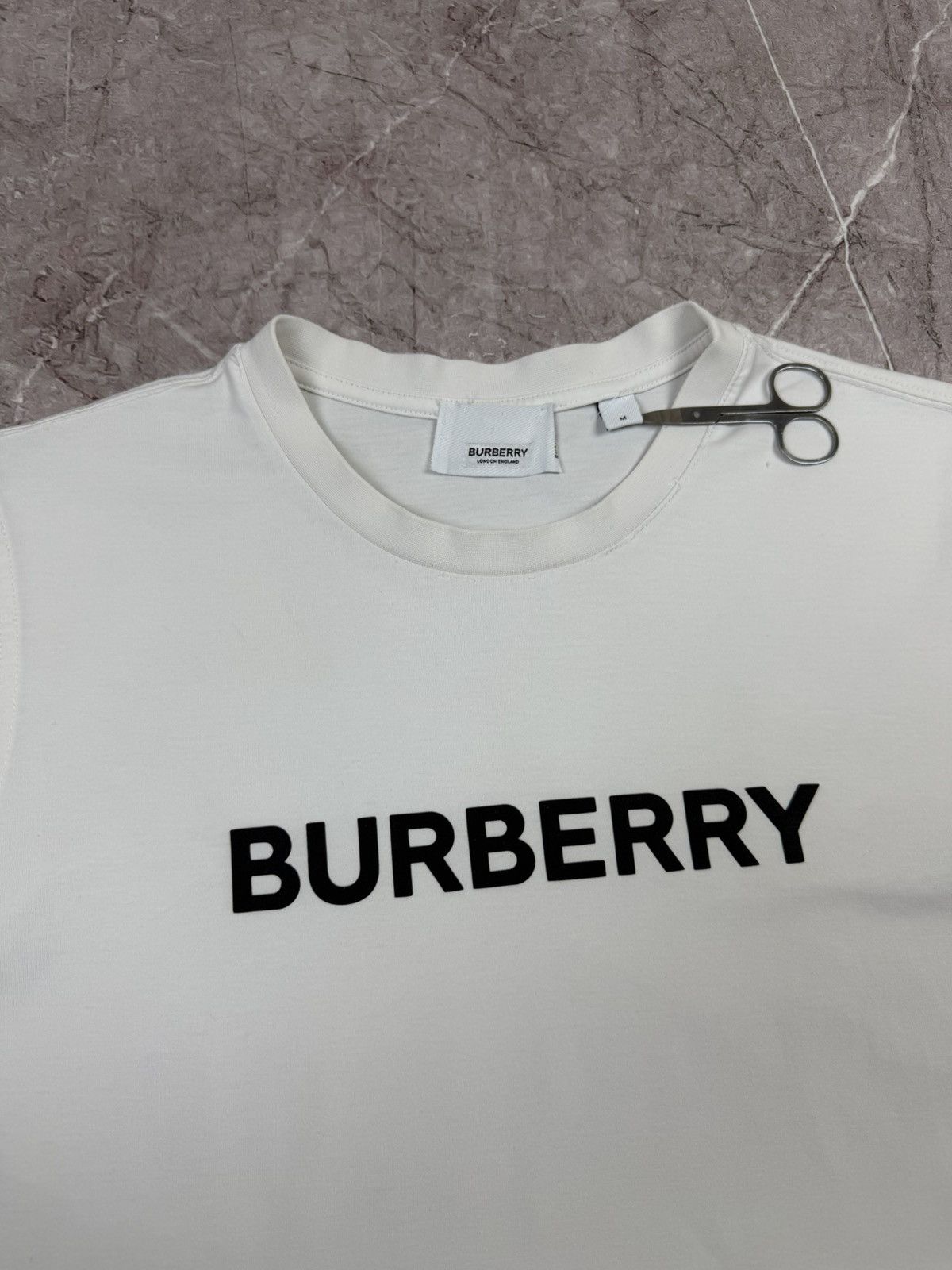 Burberry Burberry London Big Logo T-shirt M Size US M / EU 48-50 / 2 - 4 Thumbnail