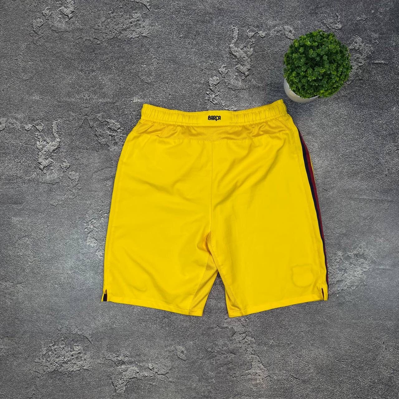 Nike Vintage Yellow Nike Fc Barcelona Away 2012/2013 Shorts Size US 31 - 4 Thumbnail