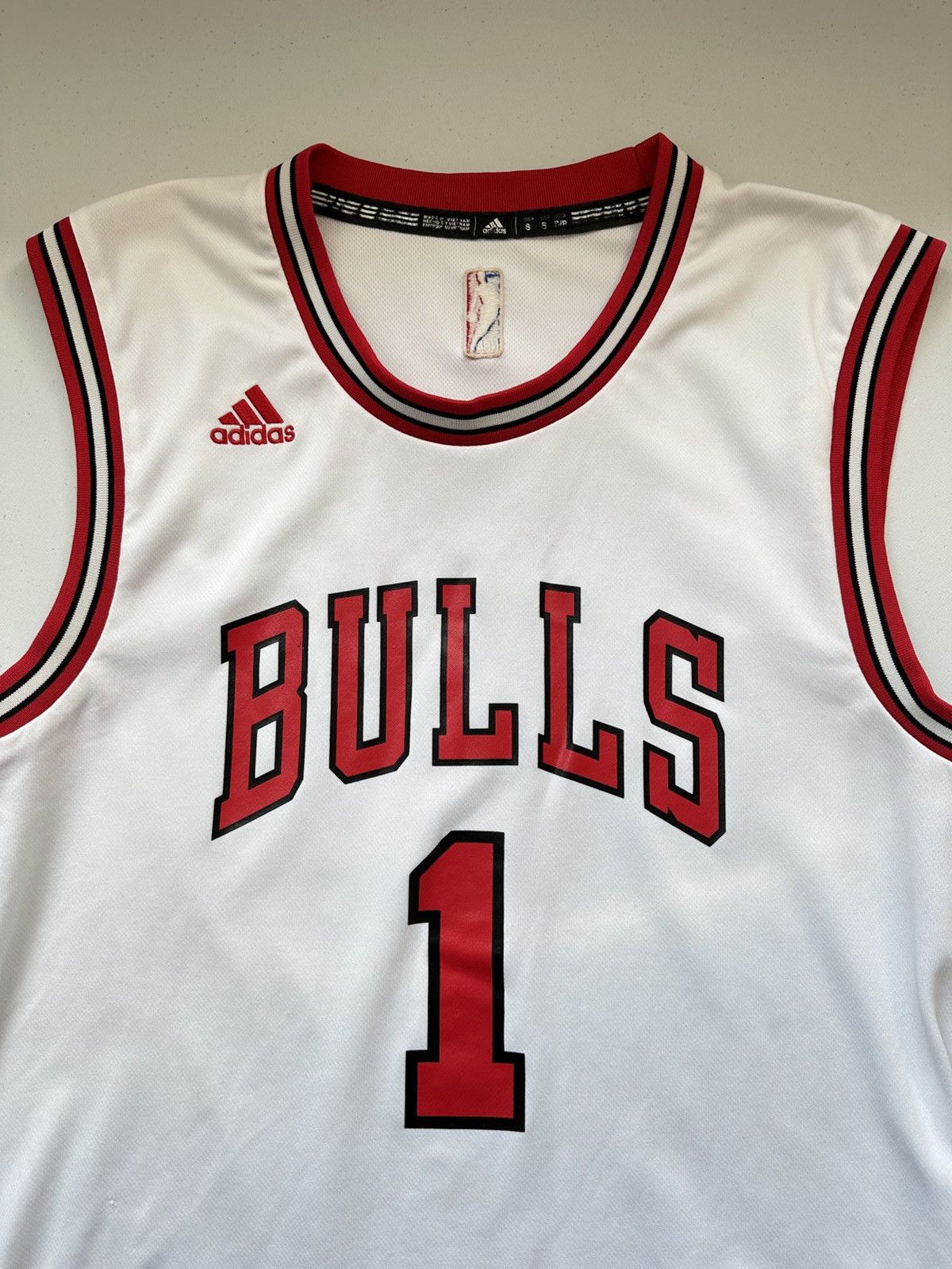 Adidas Chicago Bulls Adidas NBA Jersey Size US S / EU 44-46 / 1 - 6 Thumbnail