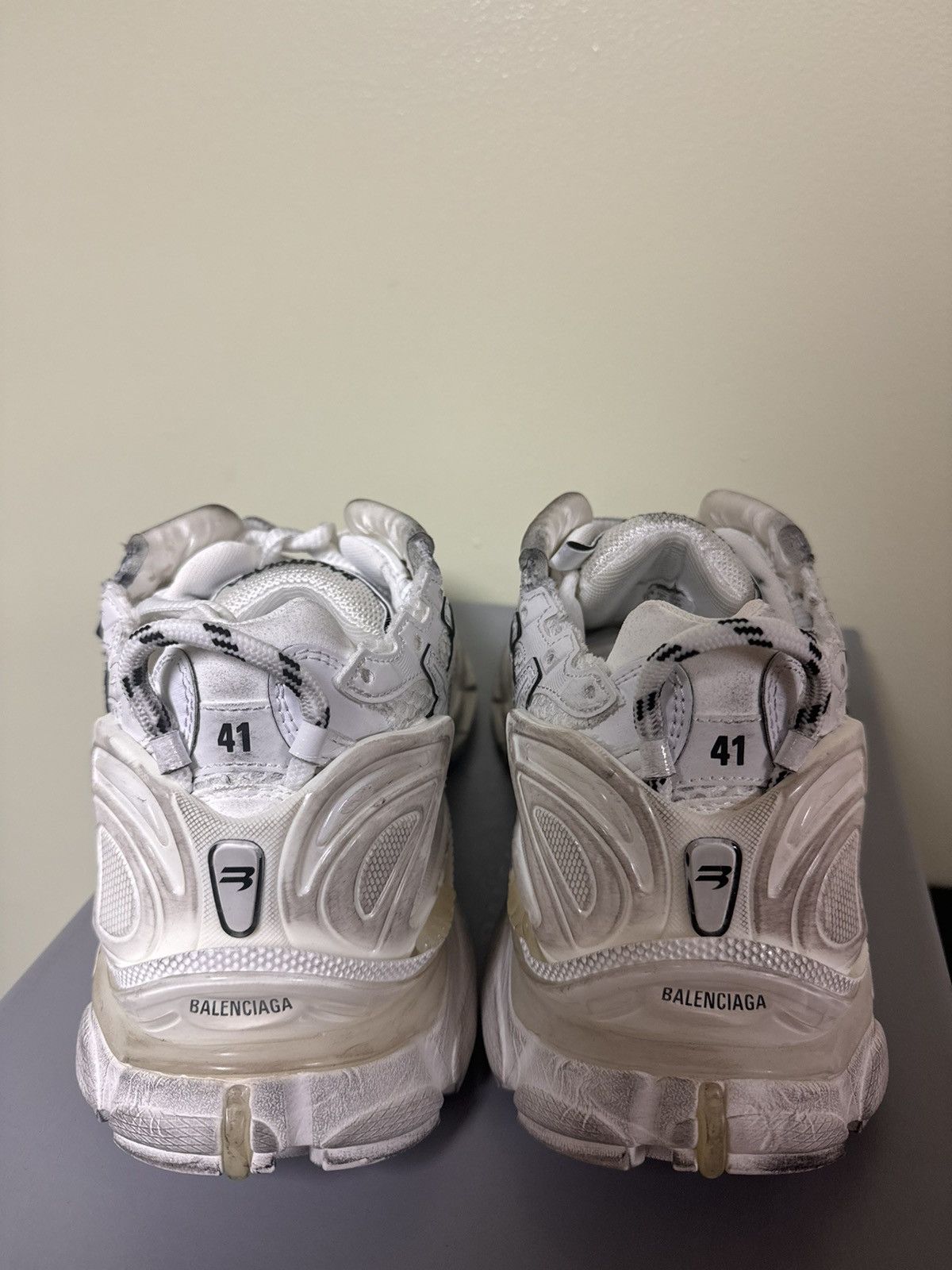 Balenciaga Balenciaga White Runner 41 Size US 8 / EU 41 - 6 Thumbnail